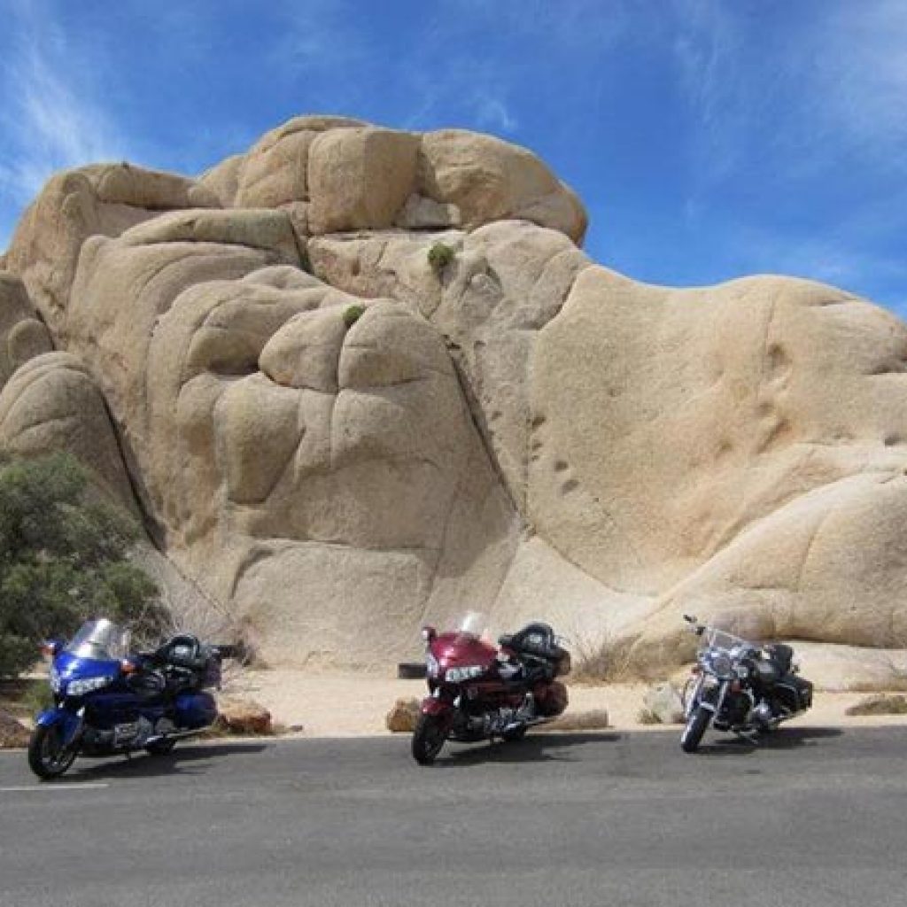 Cruising Motorcycle Tours - Jumbo Rocks