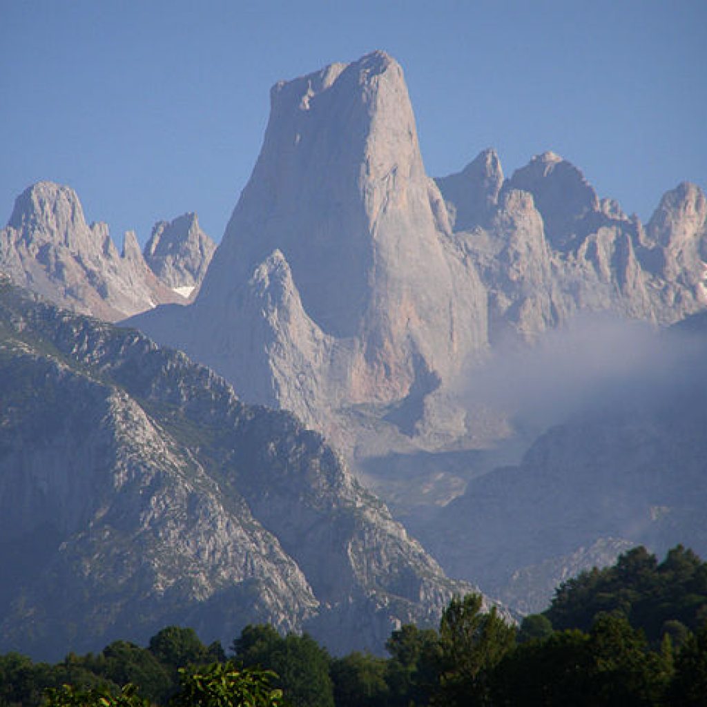 Picos de Europa - Granite Peaks
