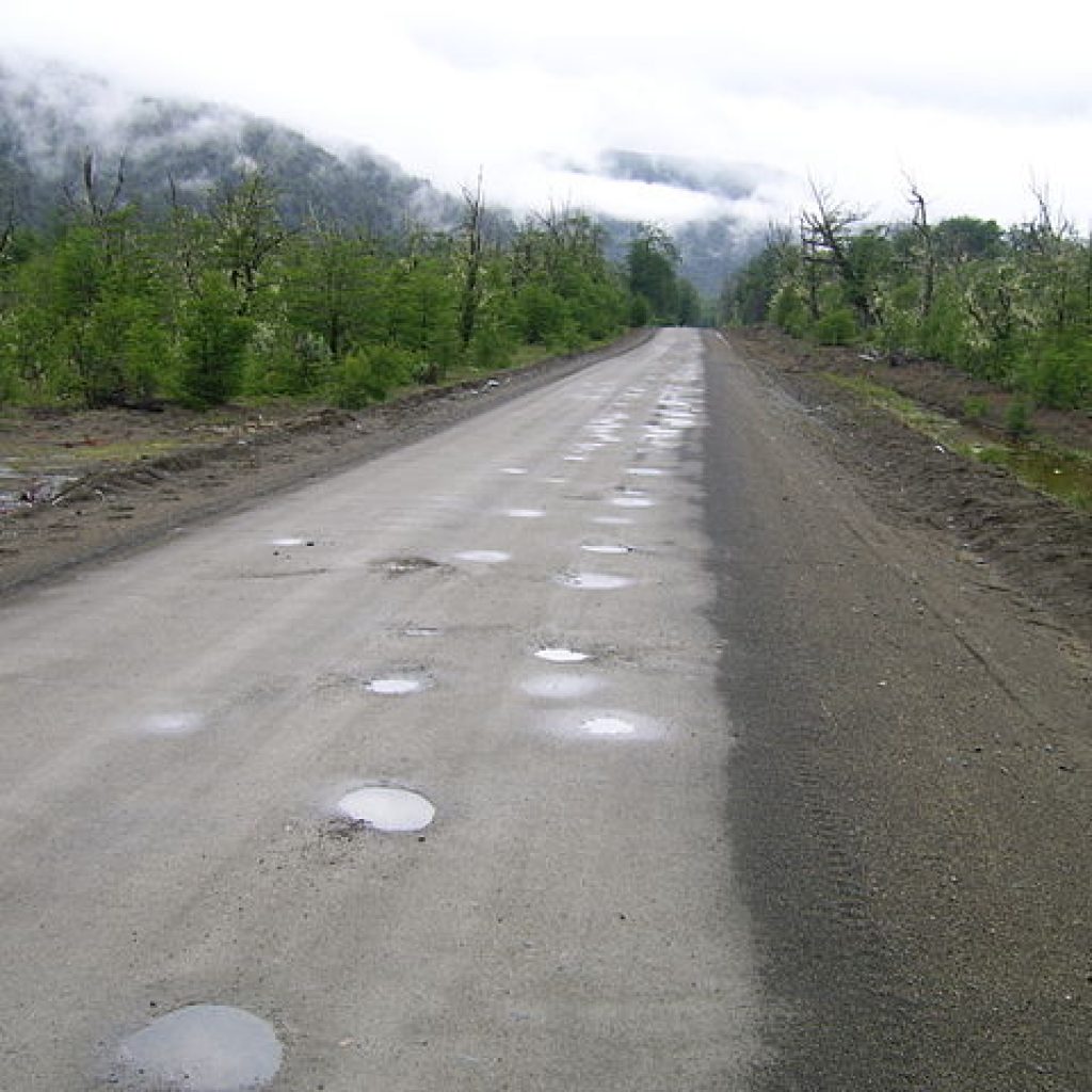 Carretera Austral - Watch out for pot holes!