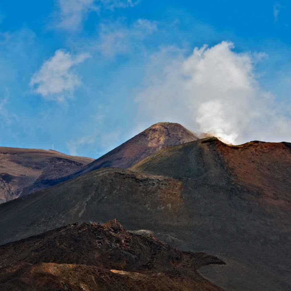 SS120 - Mount Etna.jpg - motorcycle touring in Italy