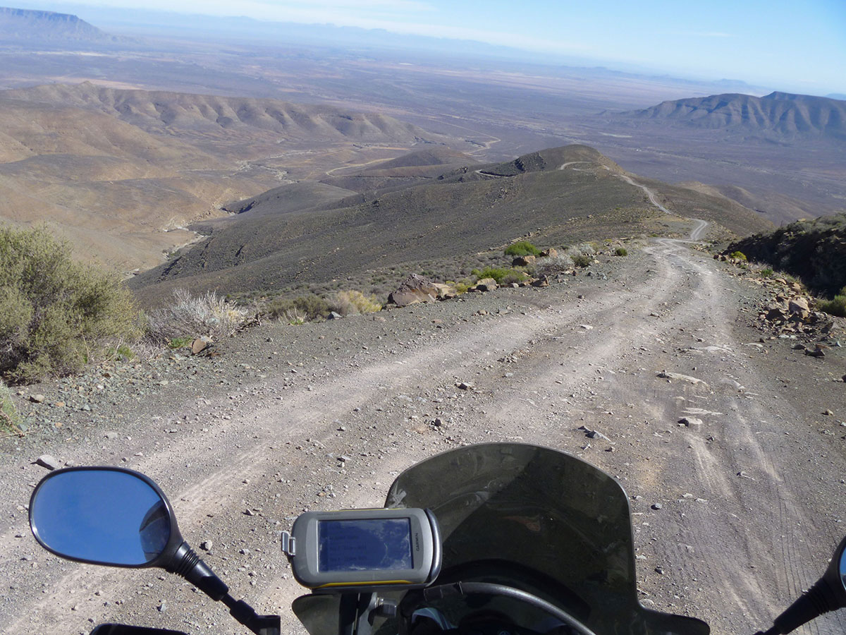 Riding down the Ouberg Pass (Sutherland) into Karoo NationalPark with Garmin Montana motorcycle GPS